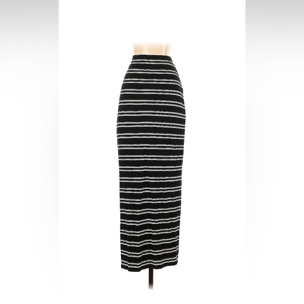 White House Black Market Skirt size S